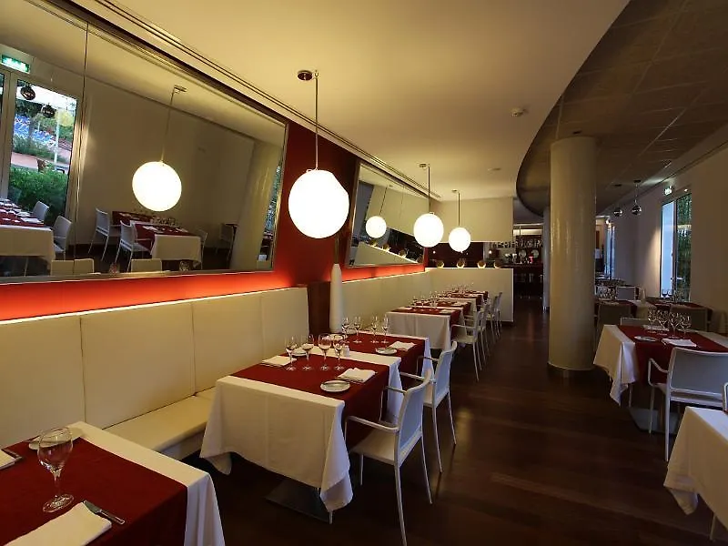 Marina Club II Lagos Resort 4*,